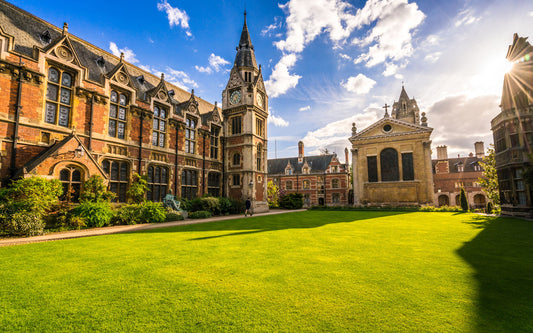 TailoredUniversity Support Programme for students with a non-traditional academic background (One-on-one)